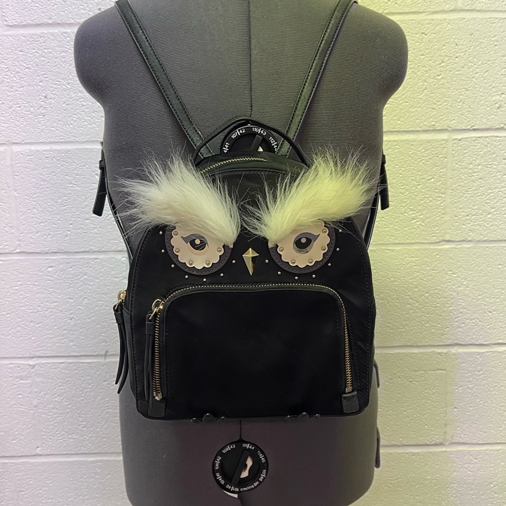 Kate spade small backpack USED GOOD CONDITION